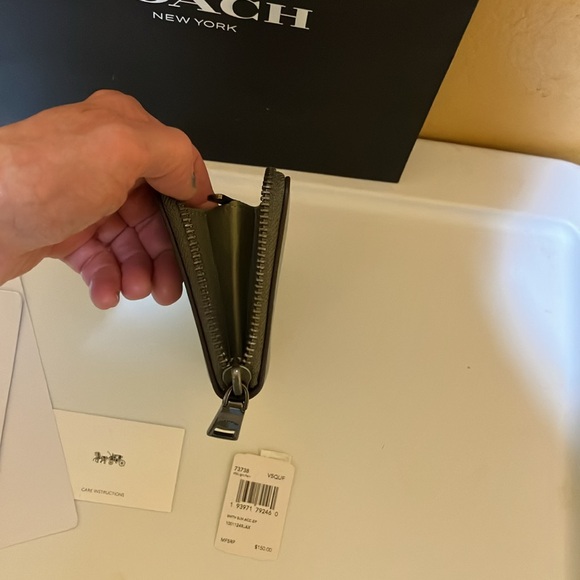 Coach Lt Fern zip around leather wallet gunmetal hardware - Picture 6 of 9